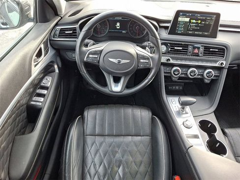 Used 2019 Genesis G70 2.0T Advanced w/ Prestige Package image 12