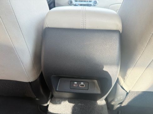 Used 2025 Nissan Altima 2.5 SV FWD image 25