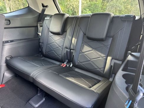 New 2026 Volkswagen Atlas SE image 24