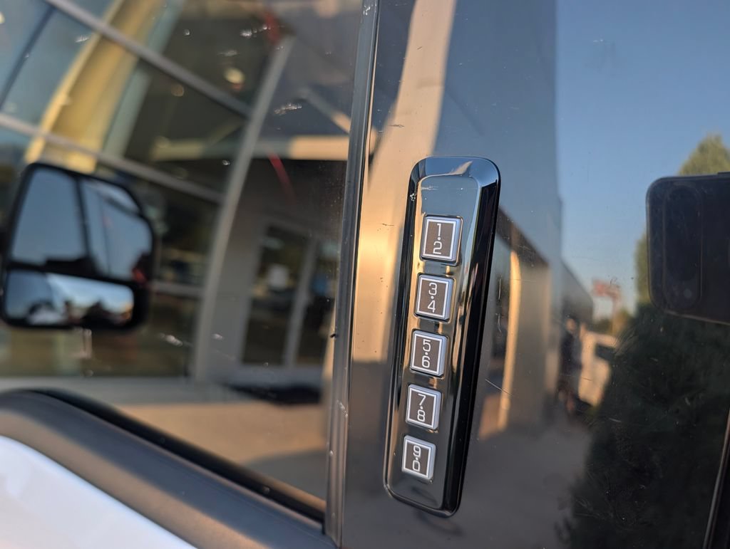 Certified 2024 Ford F350 Lariat AWD/4WD image 7