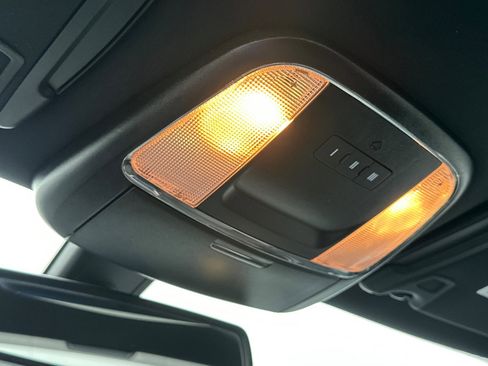 Used 2020 Dodge Charger Scat Pack w/ Dynamics Package image 23