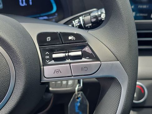 New 2026 Hyundai Elantra SE FWD image 25