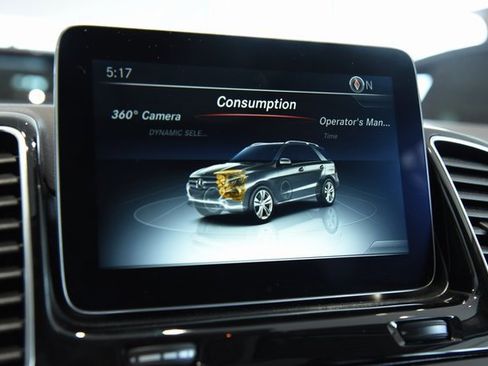 Used 2017 Mercedes-Benz GLE 350 4MATIC image 29