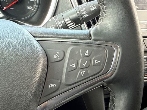 Used 2024 Chevrolet Equinox LT FWD image 30