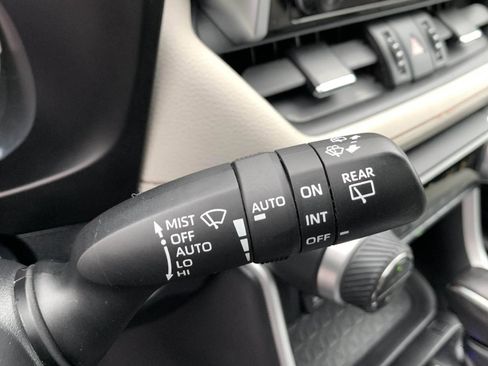 Used 2019 Toyota RAV4 XLE Premium w/ Cold Weather Package image 20