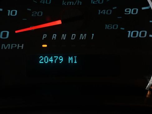 Used 2023 Chevrolet Express 2500 w/ Driver Convenience Package image 20