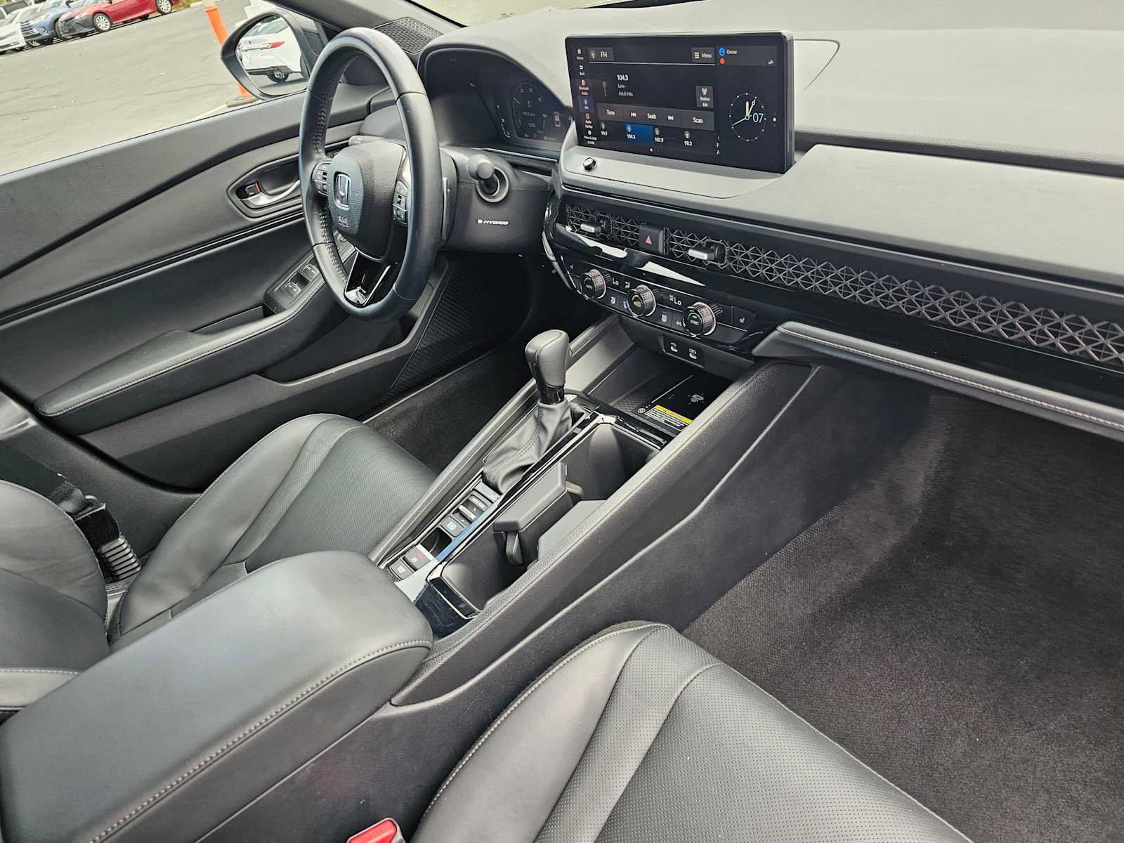 Used 2025 Honda Accord Sport image 11