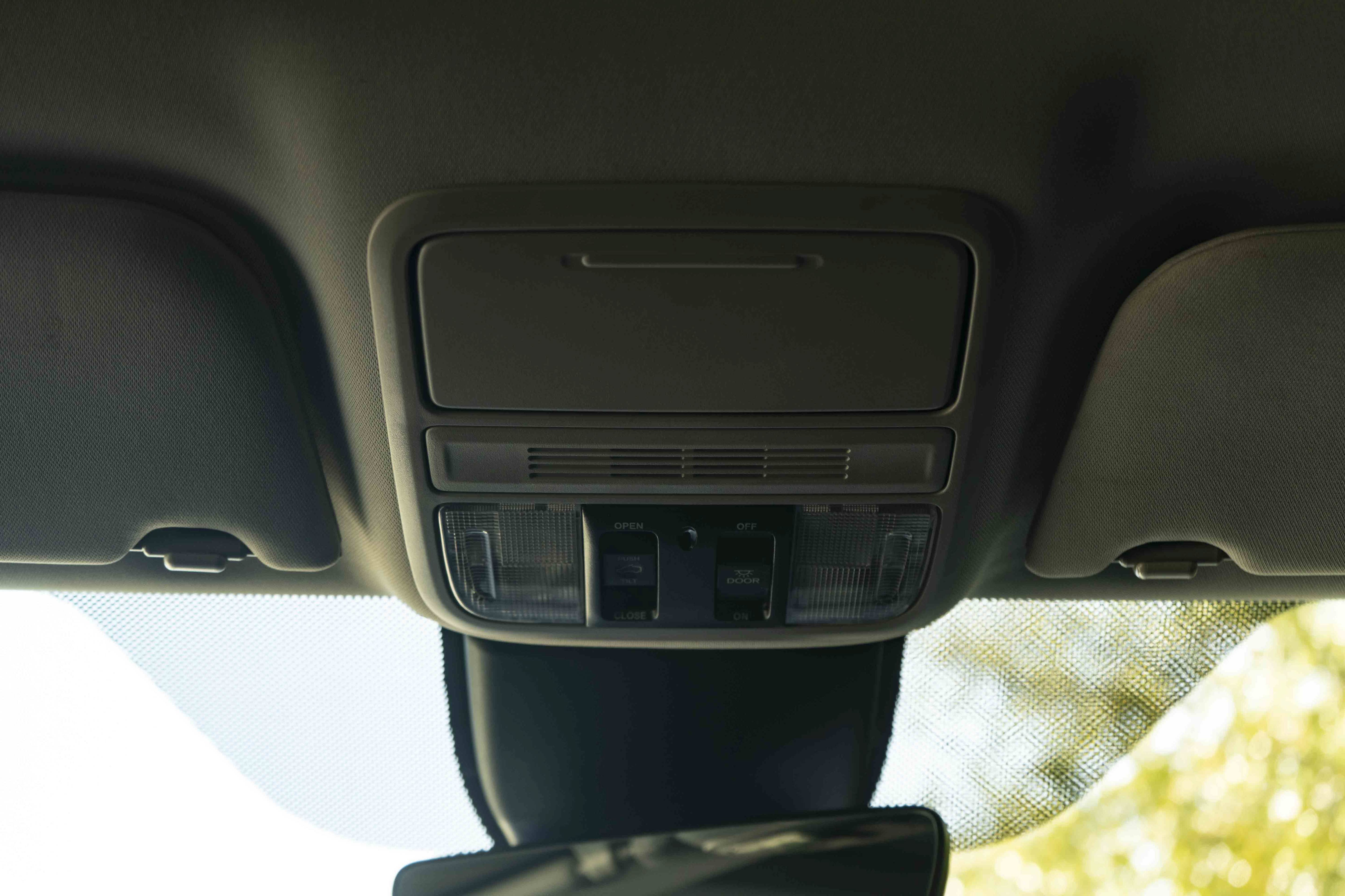 Certified 2025 Honda Odyssey Touring image 34
