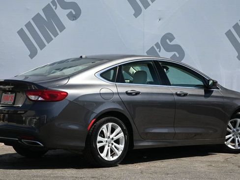 Used 2015 Chrysler 200 Limited w/ Convenience Group FWD image 5