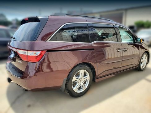 Used 2012 Honda Odyssey Touring image 9