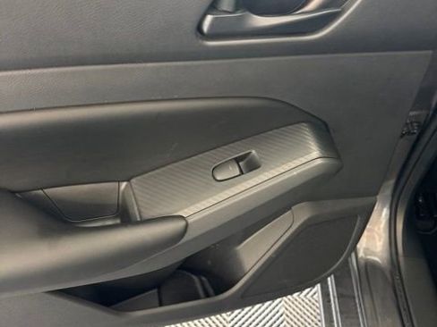 Certified 2025 Nissan Altima 2.5 S FWD image 15