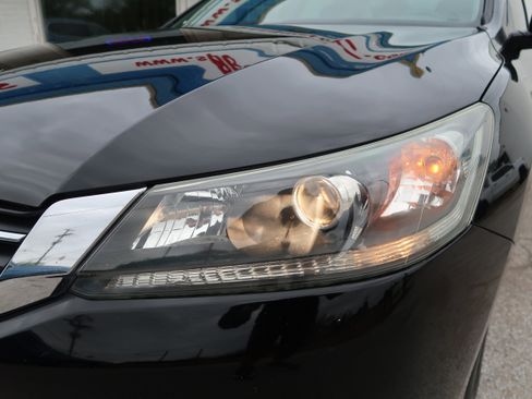 Used 2014 Honda Accord LX image 35