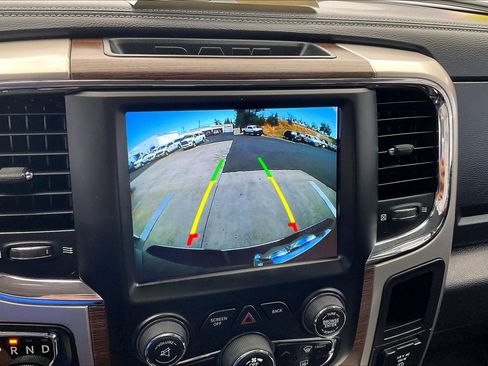 Used 2019 RAM 1500 Laramie AWD/4WD image 22
