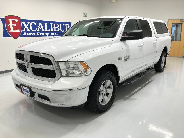 Used 2020 RAM 1500 Classic SLT AWD/4WD image 17