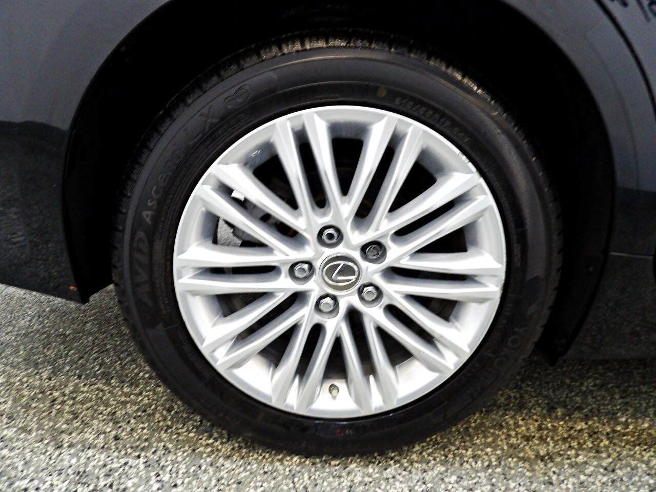 Used 2015 Lexus ES 350 w/ Luxury Package FWD image 22