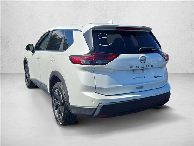 Used 2024 Nissan Rogue SV AWD/4WD image 7