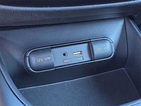 Used 2019 Kia Soul image 32