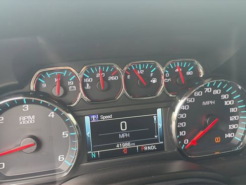 Used 2019 Chevrolet Tahoe LT image 13