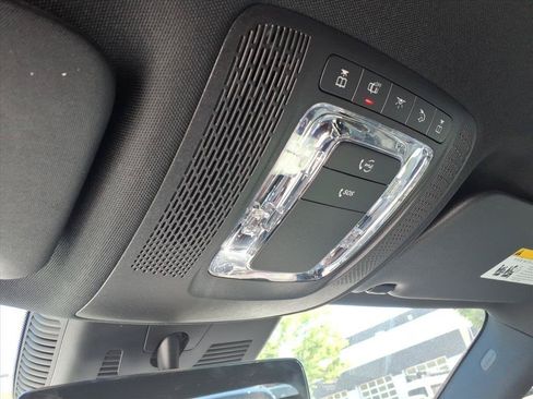 Used 2025 Mercedes-Benz GLA 250 image 33