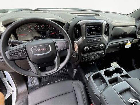 New 2025 GMC Sierra 2500 Pro w/ Convenience Package image 6