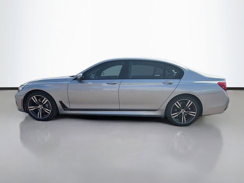 Used 2019 BMW 740i w/ Executive Package image 6