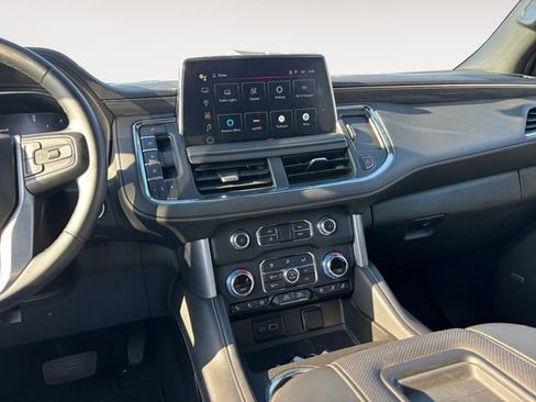Used 2024 GMC Yukon SLT image 11