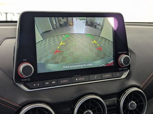 Used 2024 Nissan Sentra SR FWD image 17