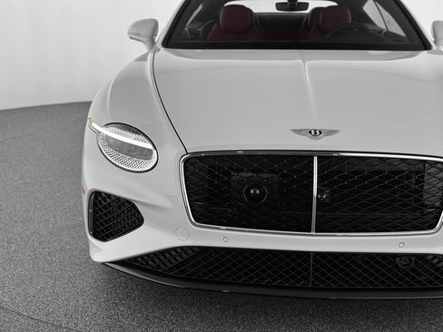 Used 2026 Bentley Continental GT image 45