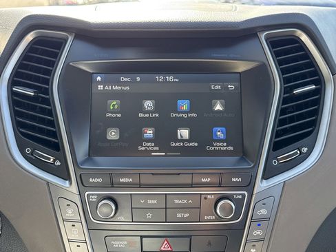 Used 2019 Hyundai Santa Fe XL image 32