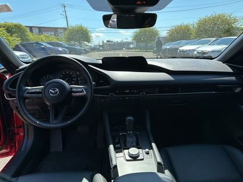 Used 2023 MAZDA MAZDA3 s image 10