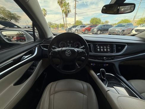 Used 2018 Buick Enclave Essence FWD image 55
