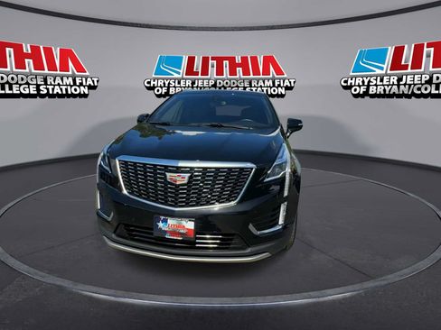 Used 2025 Cadillac XT5 Premium Luxury AWD/4WD image 3