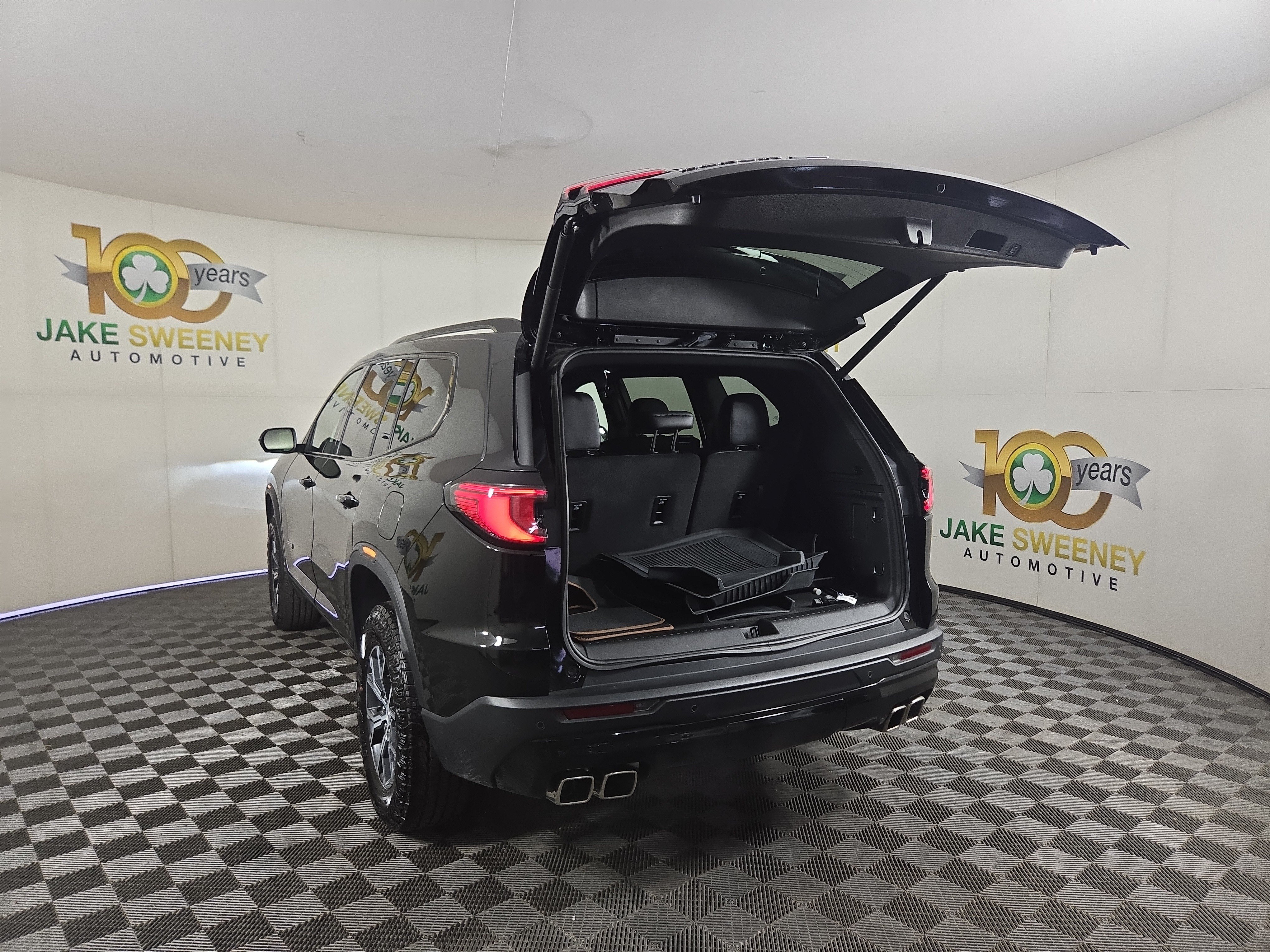 Certified 2025 GMC Acadia AT4 AWD/4WD image 32