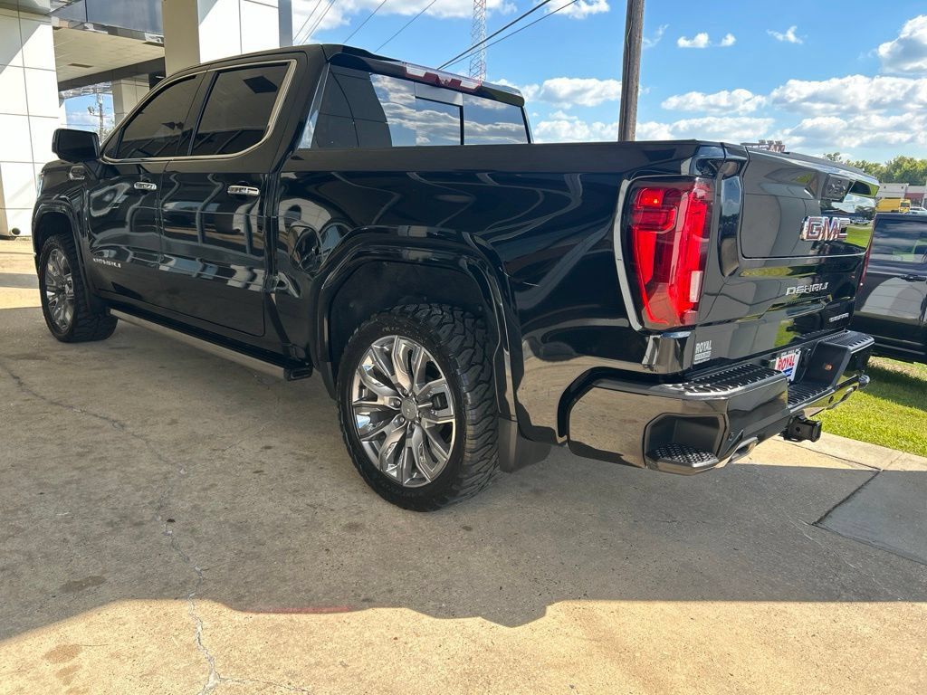 Used 2024 GMC Sierra 1500 Denali AWD/4WD image 5
