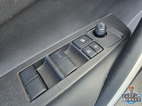 Used 2025 Toyota Corolla XSE FWD image 23