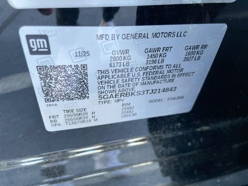 Certified 2026 Buick Enclave Sport Touring FWD image 27