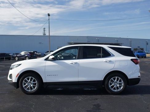 Used 2024 Chevrolet Equinox LT w/ LPO, Floor Liner Package image 13