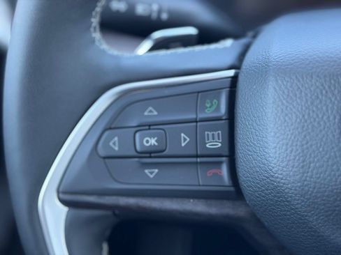 Used 2025 Jeep Grand Cherokee Limited AWD/4WD image 25