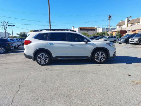 Used 2022 Subaru Ascent Touring image 8