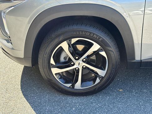 Used 2024 Chevrolet Trax RS w/ Driver Confidence Package image 11