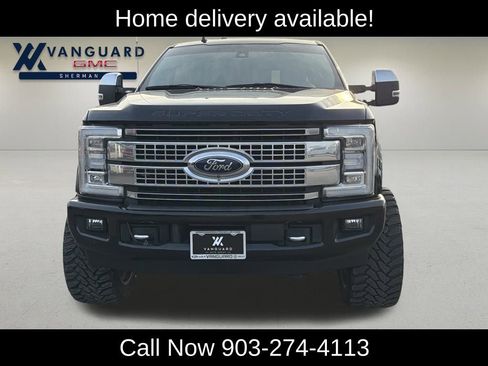 Used 2019 Ford F250 Platinum w/ Platinum Ultimate Package image 2