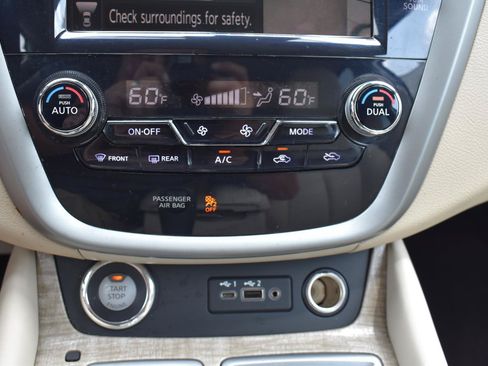 Used 2019 Nissan Murano SL w/ SL Technology Package FWD image 41