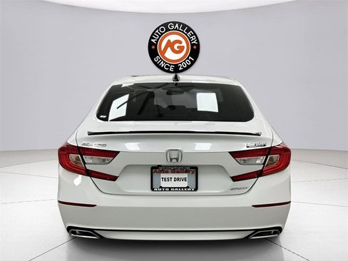 Used 2022 Honda Accord Sport image 6