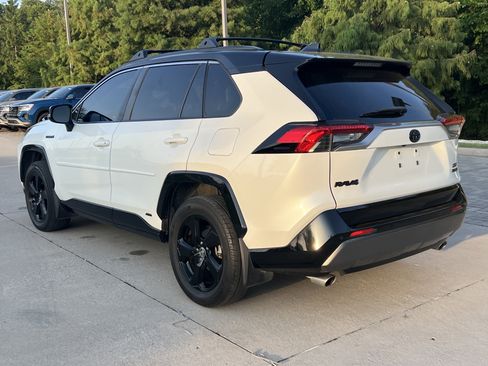 Used 2020 Toyota RAV4 XSE AWD/4WD image 7