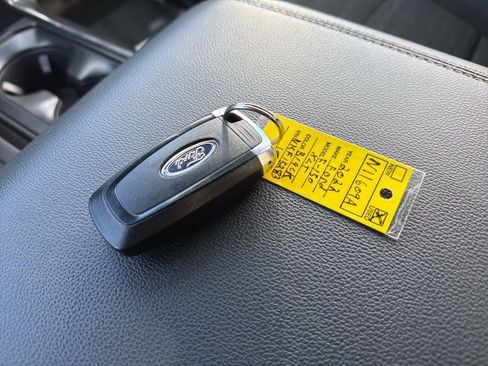 Used 2022 Ford F150 XLT w/ Equipment Group 302A High image 18