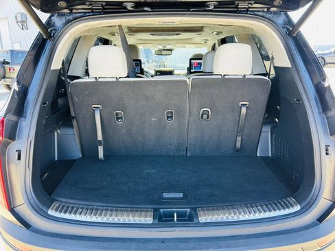Used 2022 Kia Telluride SX w/ SX Prestige Package image 37