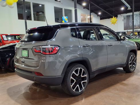 Certified 2021 Jeep Compass Limited w/ Sun and Sound Group AWD/4WD image 6
