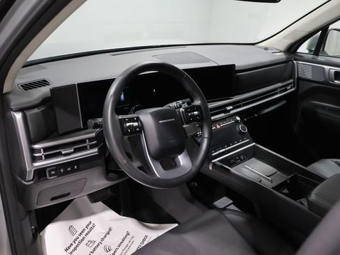 Used 2025 Hyundai Santa Fe SEL image 15