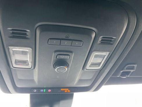 Used 2023 Chevrolet Tahoe LT image 30