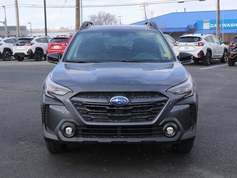 Certified 2025 Subaru Outback Premium w/ Popular Package #1A image 8